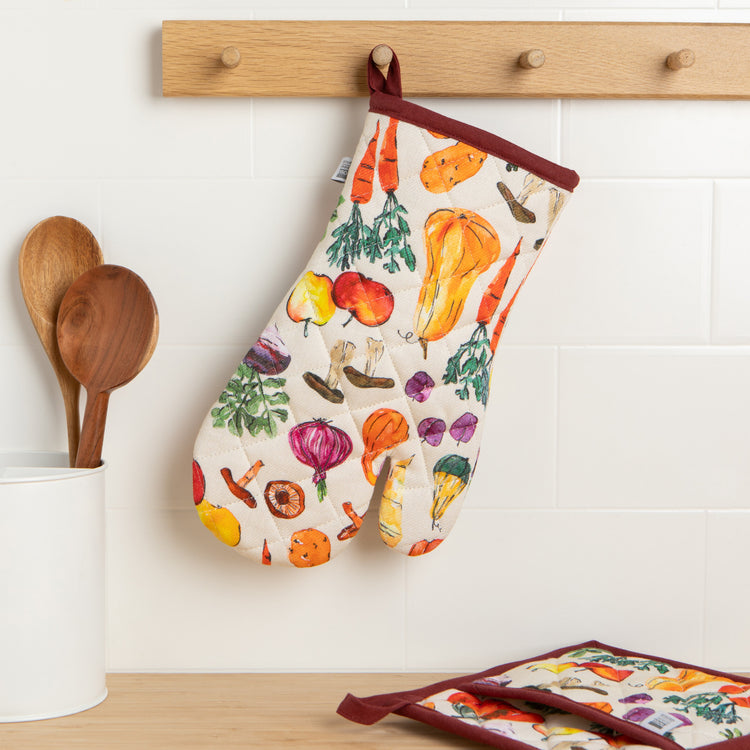 Veggie Stand Oven Mitt