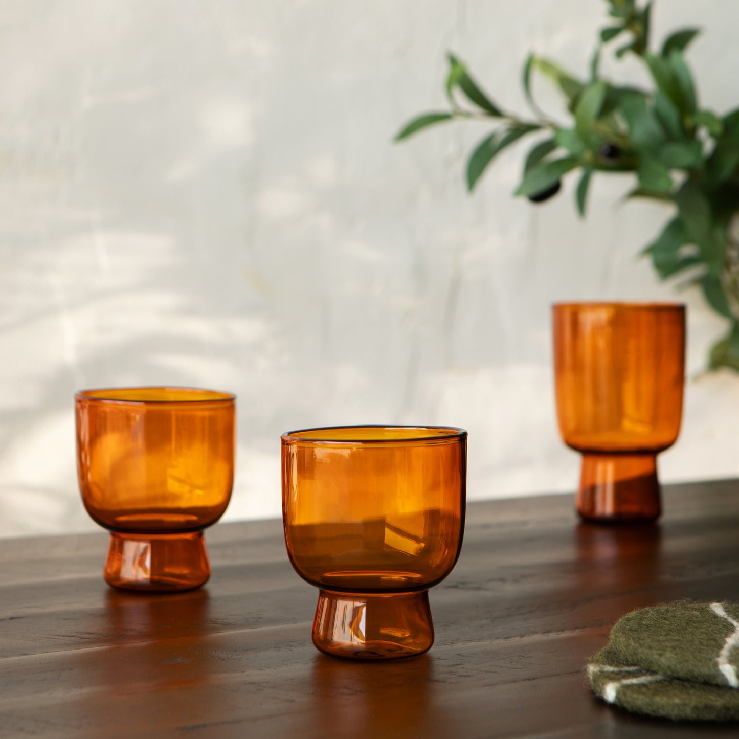 Pedestal Glass 7 oz - Amber