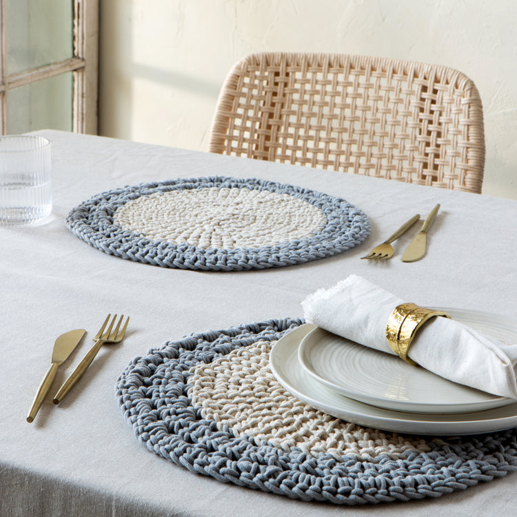 Shadow Aura Hand-Knotted Placemat