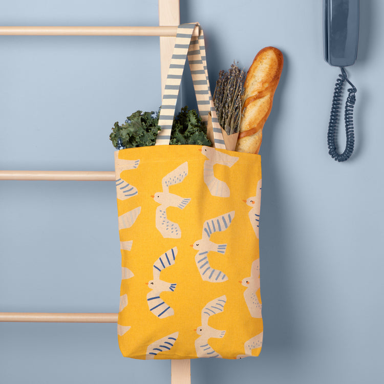 Birdie Tote Bag