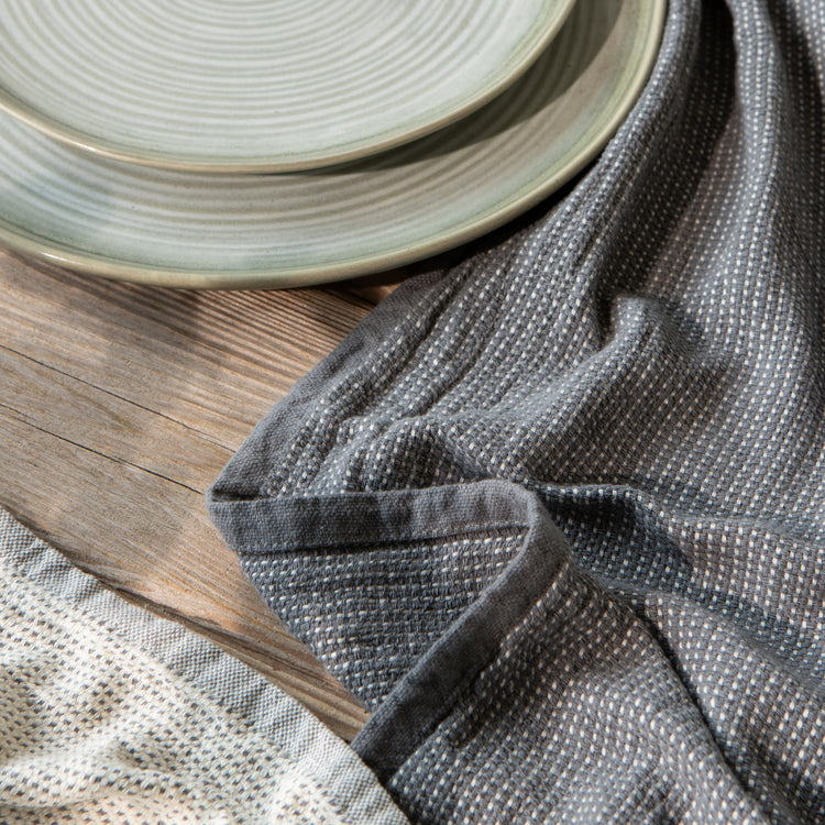 Shadow Dash Hand Towels Set of 2