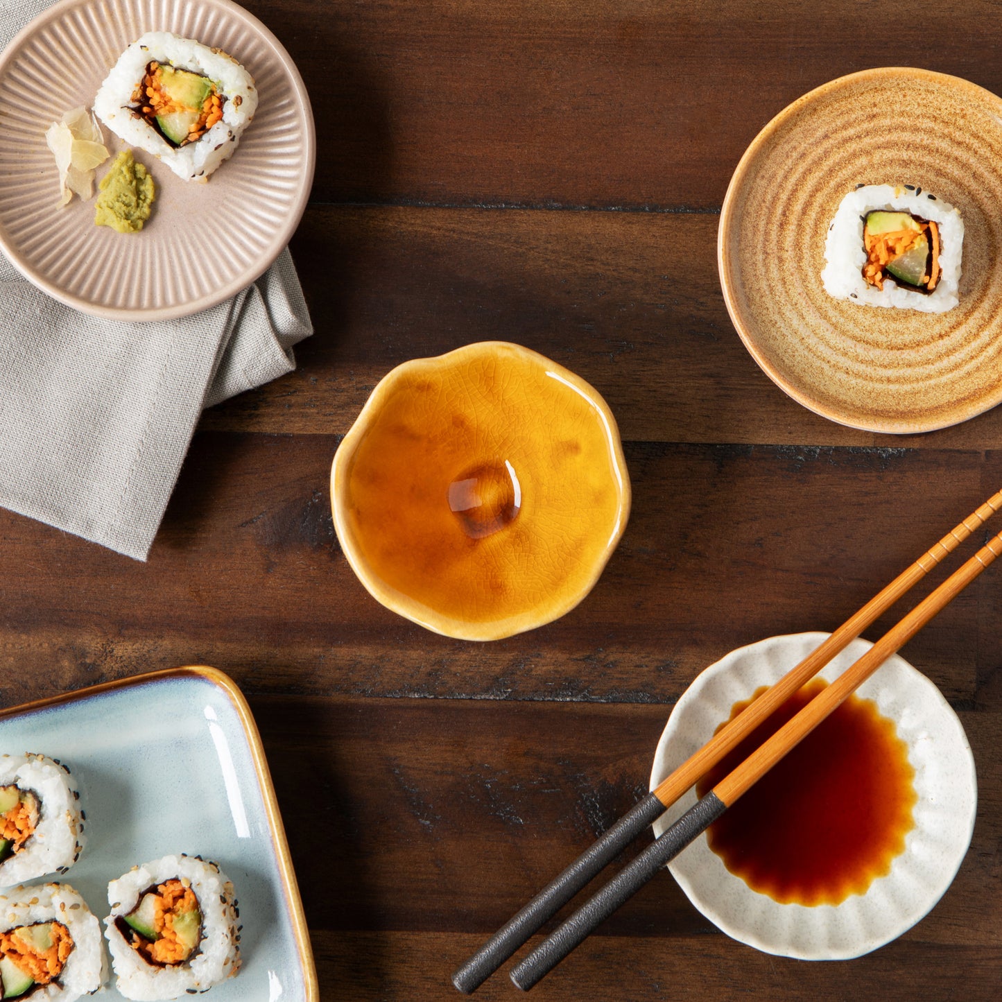 Opus Dish - Topaz