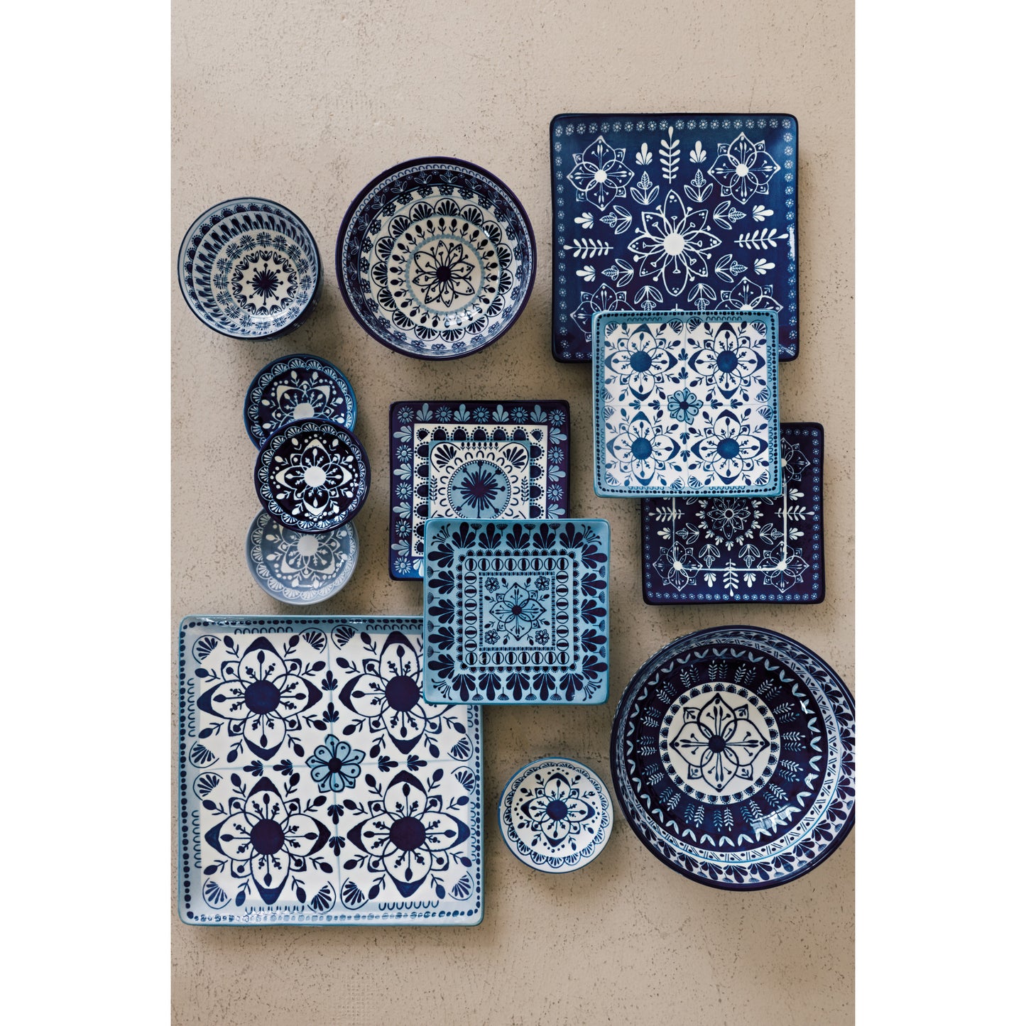 Porto Stamped Plates Set of 4