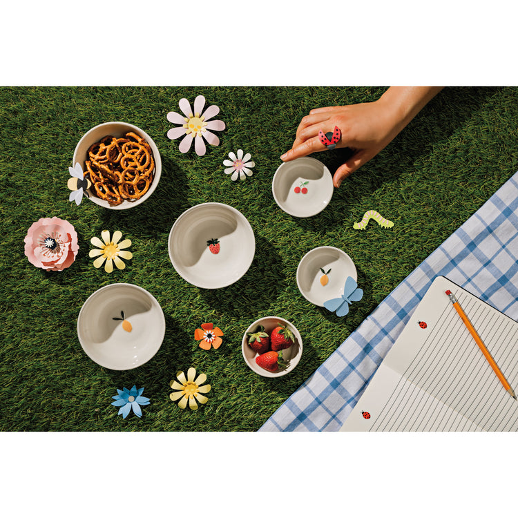 Strawberry Embossed Bowl 4.75 inch
