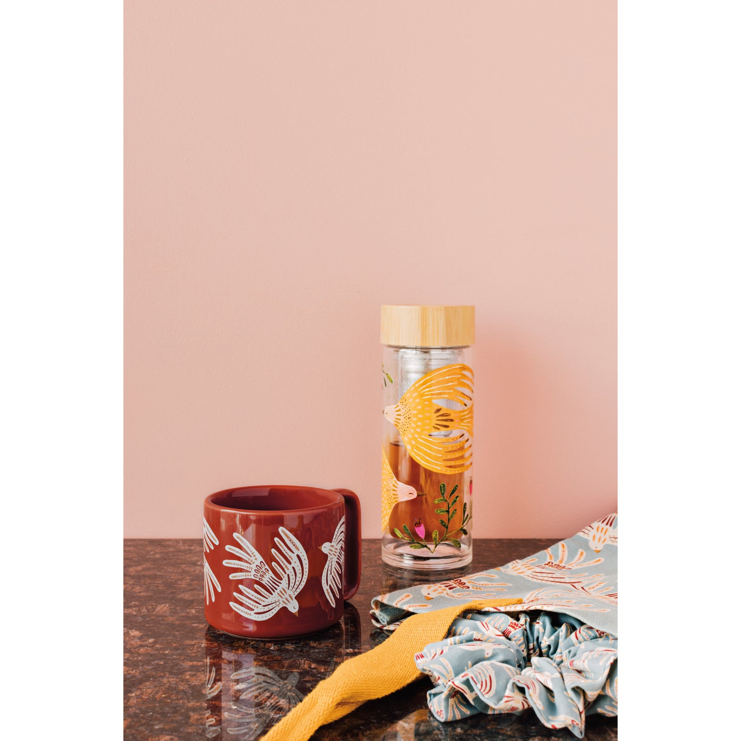 Plume Glass Tea Infuser Bottle