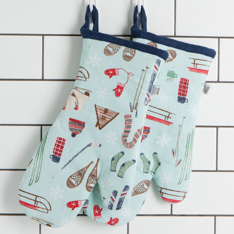 Alpine Adventure Spruce Oven Mitt