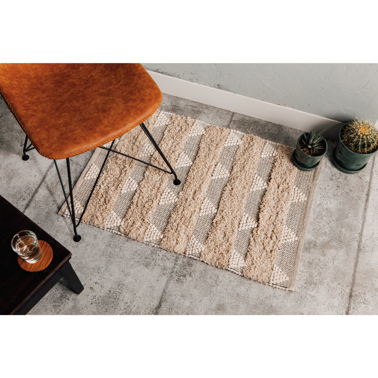 Peak Statement Rug 2 x 3 Ft
