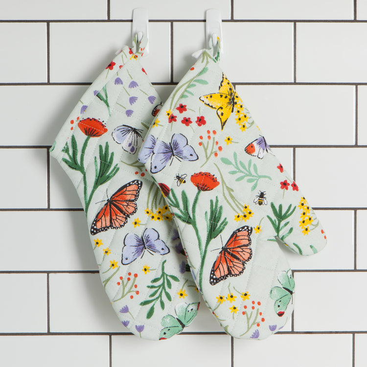 Morning Meadow Classic Oven Mitt