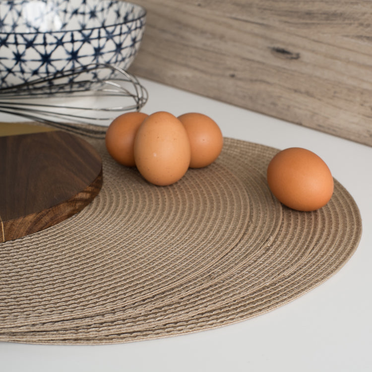 Disko Light Taupe Round Placemat