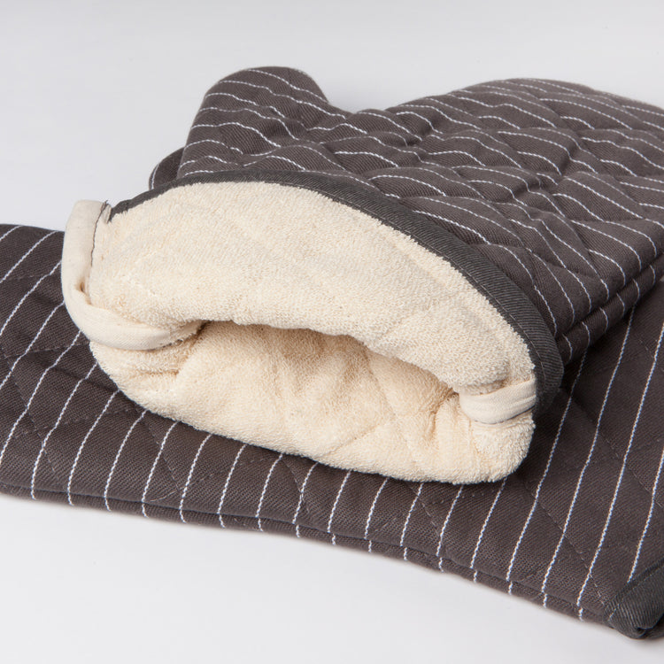 Superior Granite Pinstripe Oven Mitt