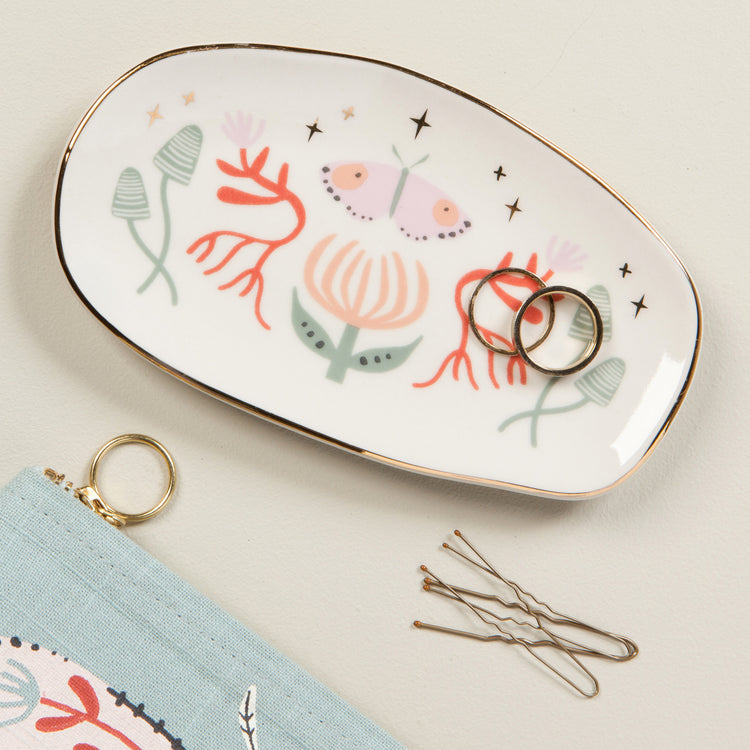 Far And Away Trinket Tray