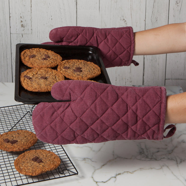 Wine Stonewash Oven Mitt