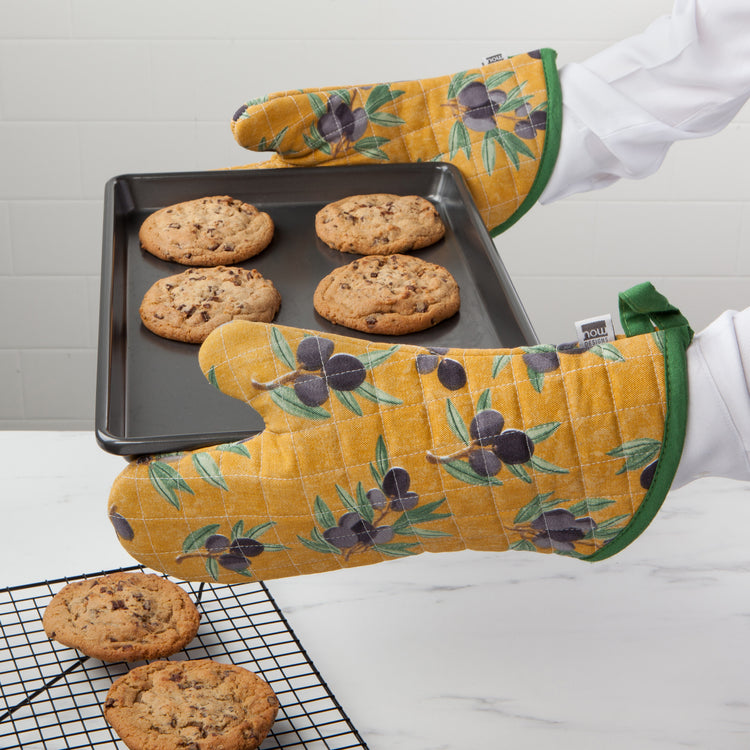 Olives Chef Oven Mitt