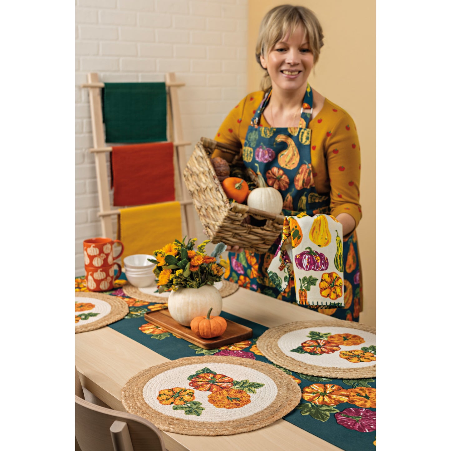 Harvest Gourds Table Runner