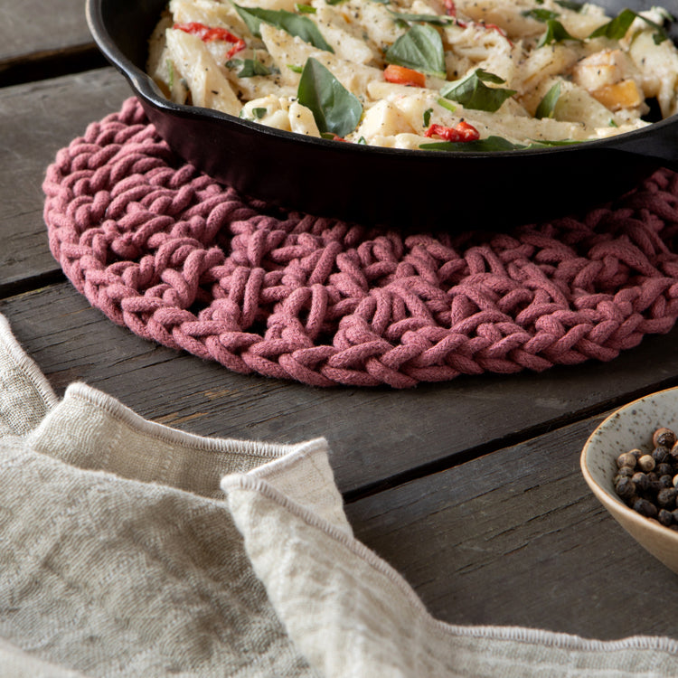 Canyon Rose Knotted Trivet