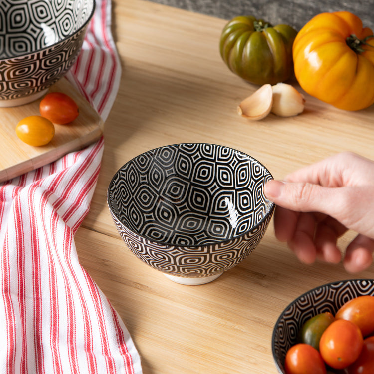 Black Geo Stamped Bowl 4 inch