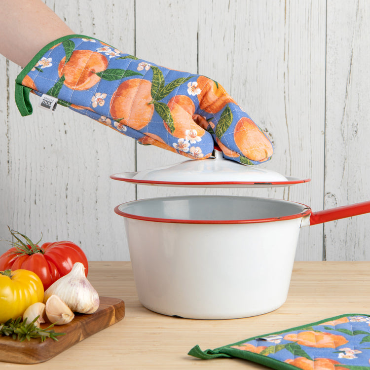 Peaches Oven Mitt