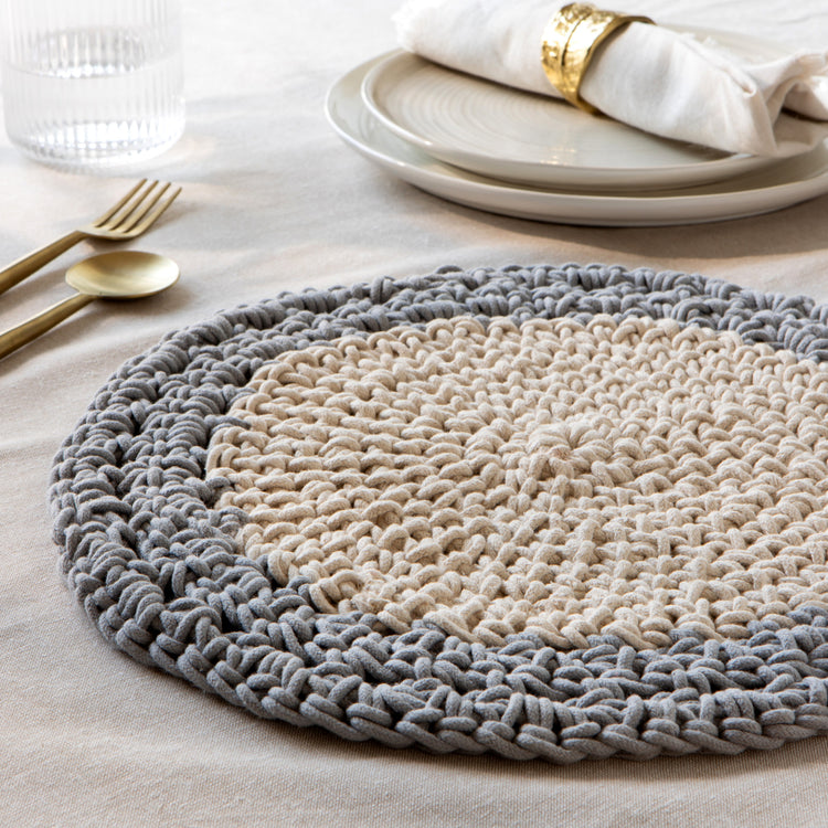 Shadow Aura Hand-Knotted Placemat