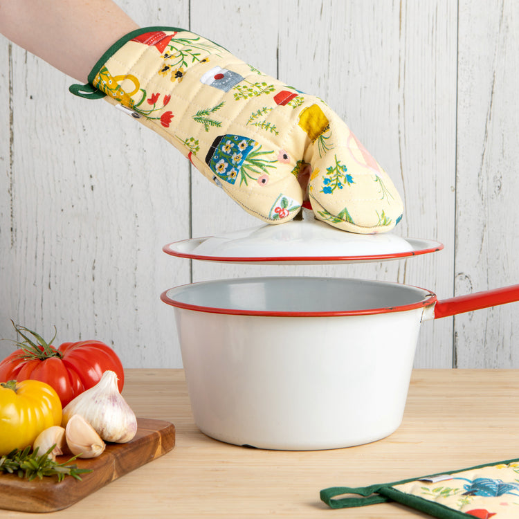 Watering Cans Oven Mitt