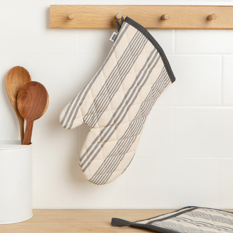 Pencil Stripe Superior Mitt