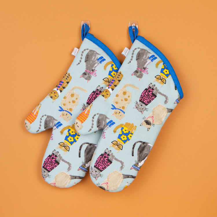 Feline Fine Oven Mitts Set of 2