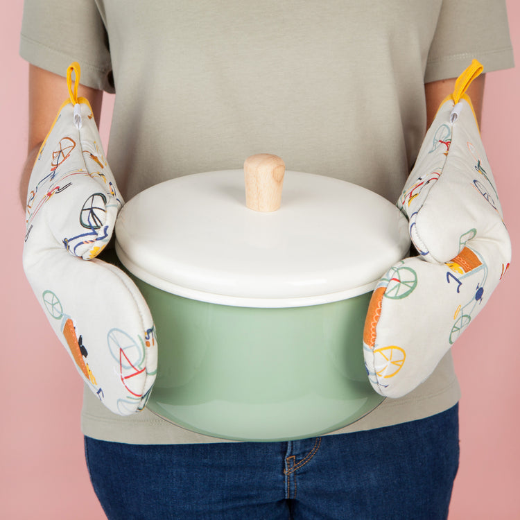 Ride On Oven Mitts Set of 2