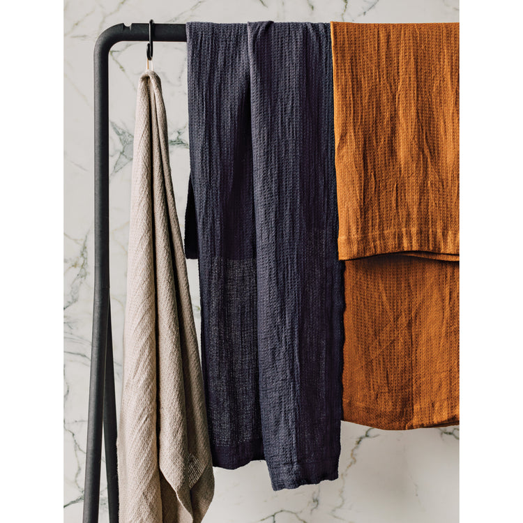 Charcoal Linen Bath Towel