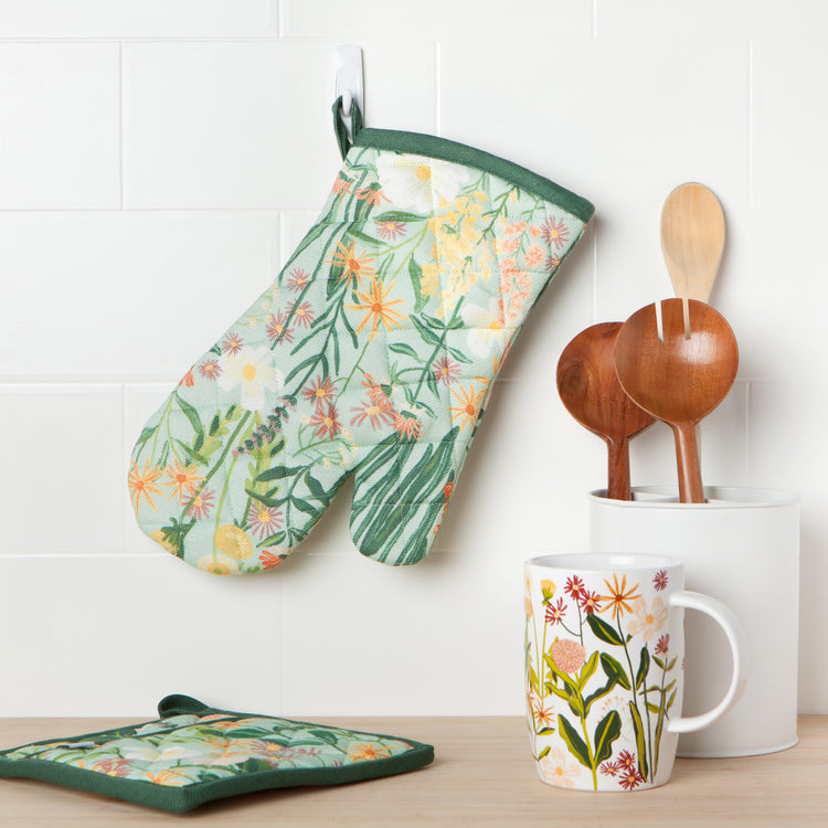 Bees & Blooms Oven Mitt