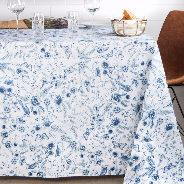 Juliette Printed Tablecloth 120 X 60 Inches