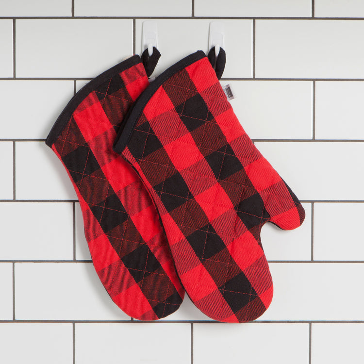 Superior Buffalo Check Red Oven Mitt